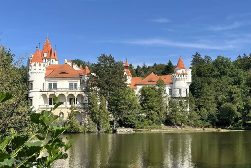 Chateau Líčkov, Liběšice, Czech Republic (Czechia)